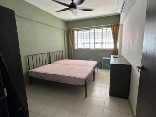 Room For Rent Hougang