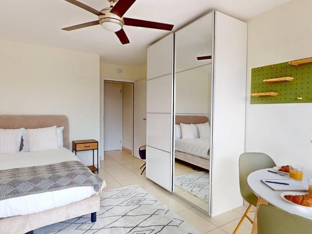 Room for rent in Mies 15 m² | dreamo. Ch