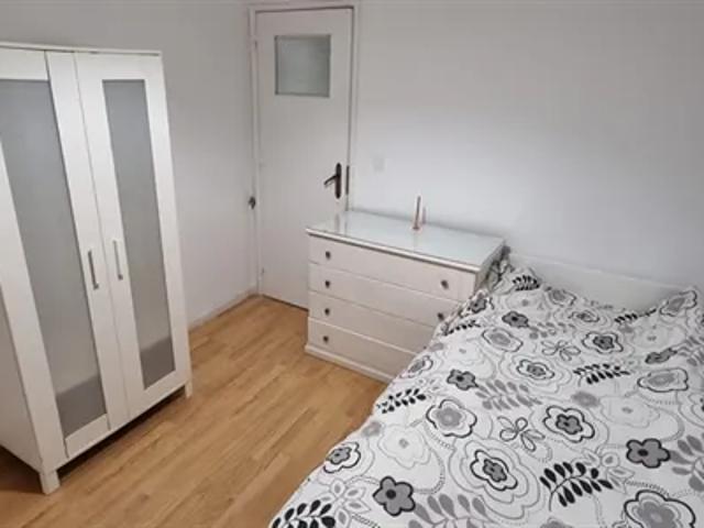 Room for rent in Odivelas, Lisbon region