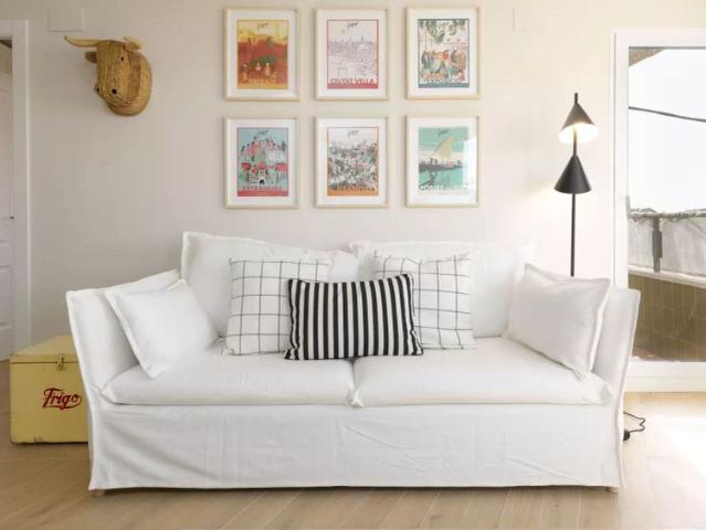 Room for rent in a 4 bedroom apartment in Valencia