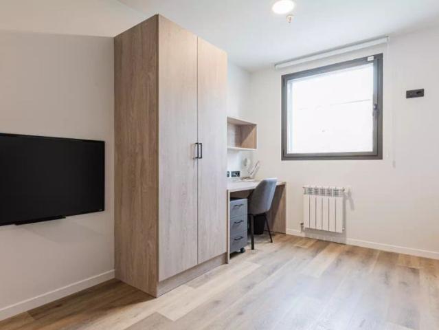 Room for rent in a student residence in Santander