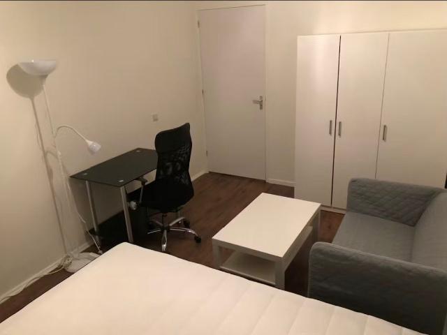 room for rent in Amsterdam noord !