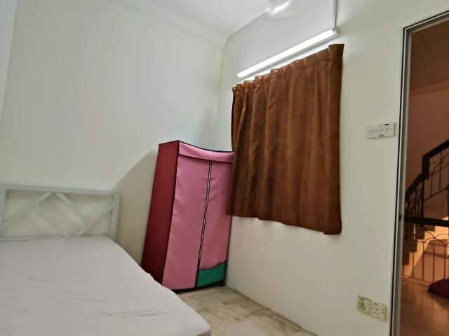 Room for Rent in BU10 Near Kayu Ara/Bandar Utama/Kota Damansara