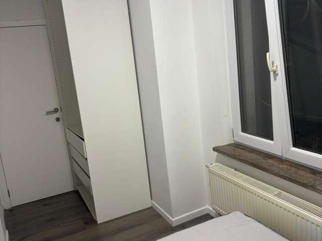 Room for rent in Cureghem Bara, Brussels