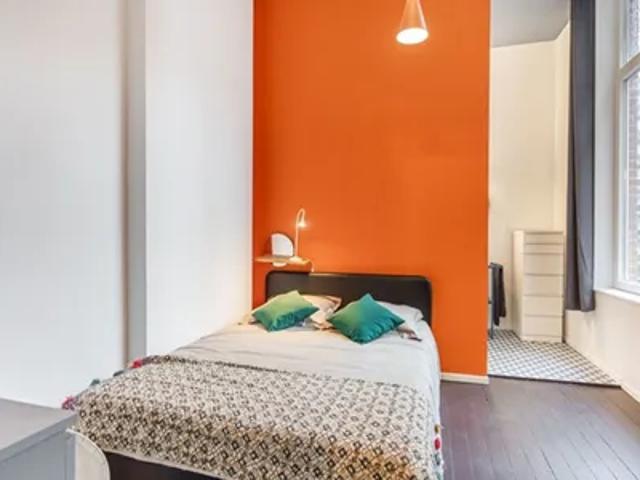 Room for rent in Charleroi, Henegouwen