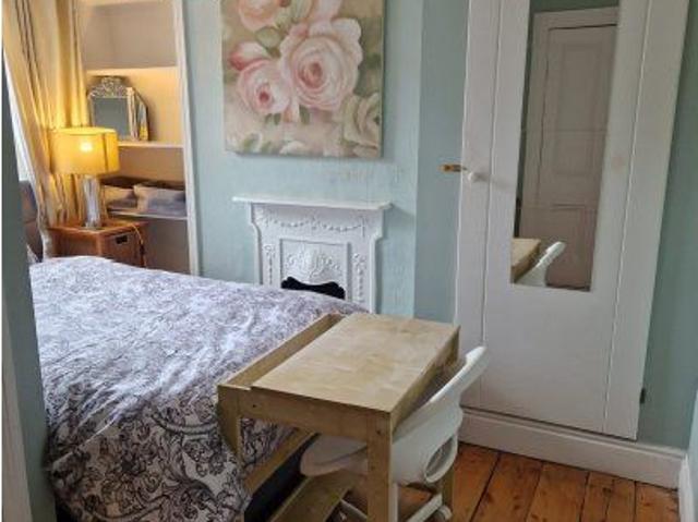 Room for rent in charming 5 bedroom house, Drumcondra Dublin