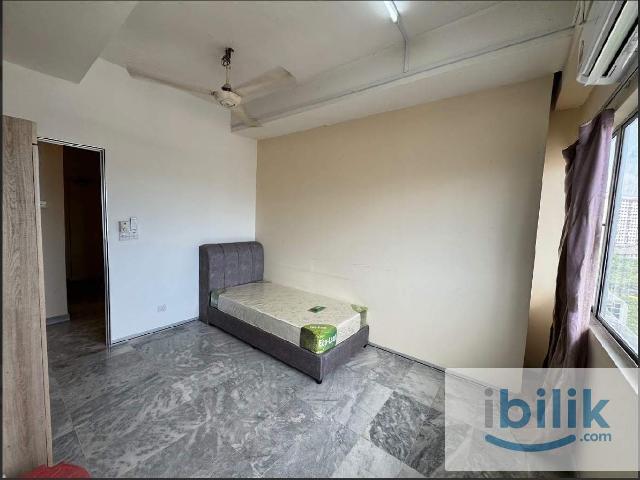 Room For Rent in Ridzuan Condo