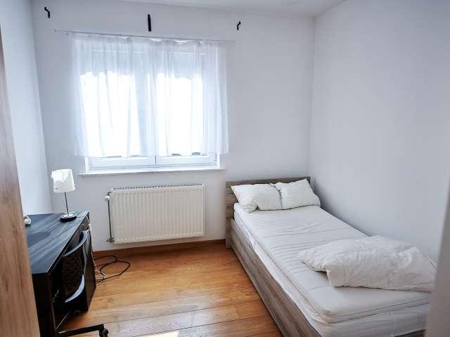 Room for rent in Saint Denis Neerstalle, Brussels