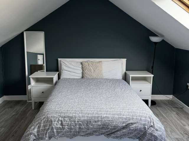 Room for rent in shared 2 bedroom apartment, Grace Park