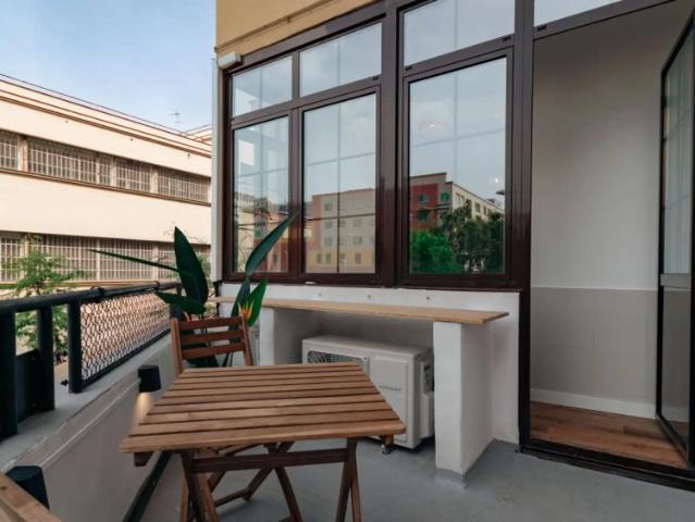 Room for rent in shared apartment in Barcelona