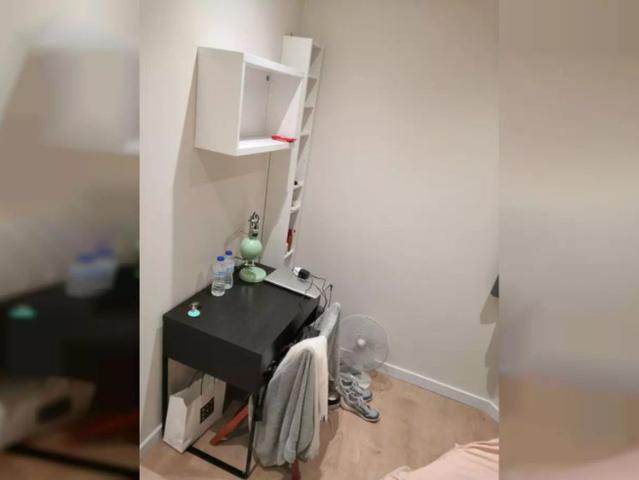 Room for rent in shared apartment in Barcelona