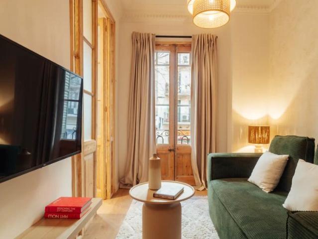 Room for rent in shared apartment in Barcelona