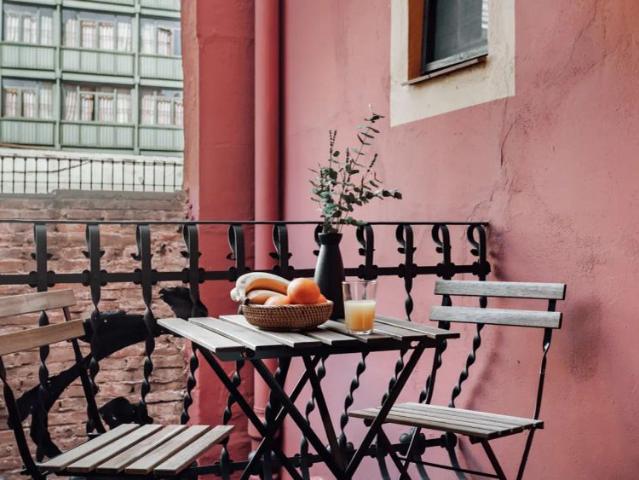 Room for rent in shared apartment in Barcelona