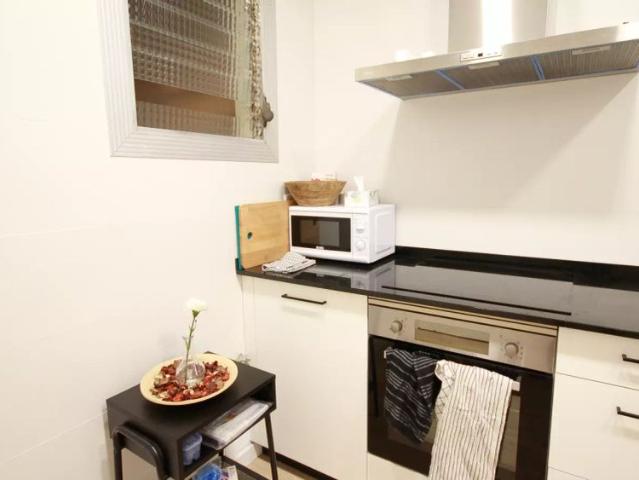 Room for rent in shared apartment in Barcelona