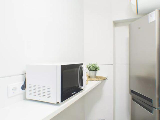 Room for rent in shared apartment in Madrid