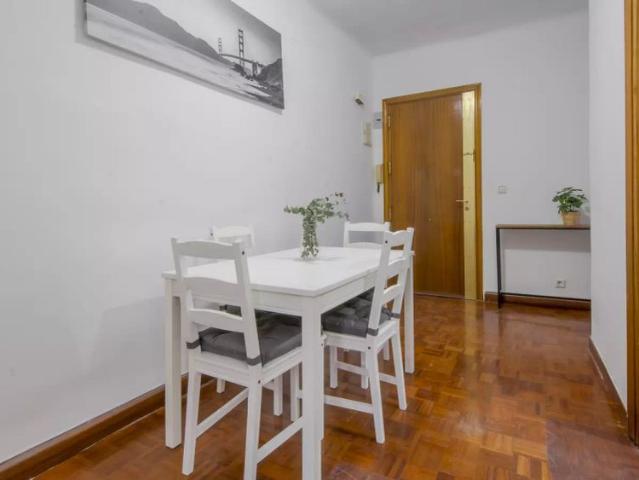 Room for rent in shared apartment in Madrid