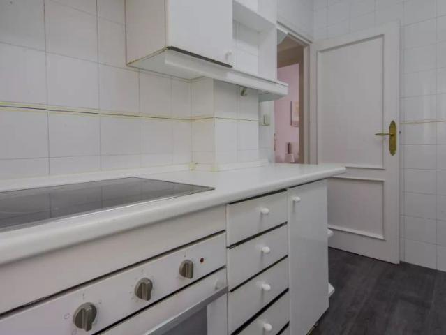 Room for rent in shared apartment in Madrid