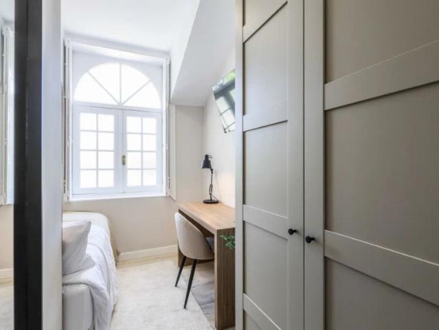 Room for rent in Valdemarín, Madrid