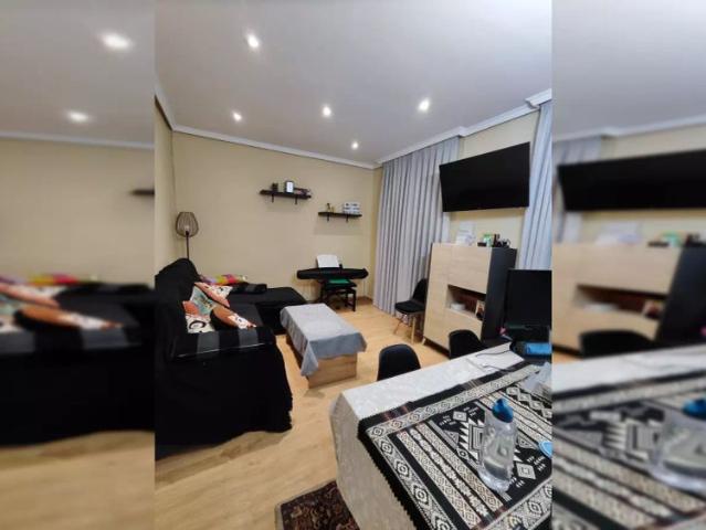 Room for rent in 2 bedroom apartment in Delicias