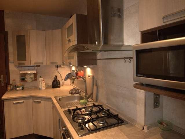 Room for rent in 4 bedroom apartment in Krakow