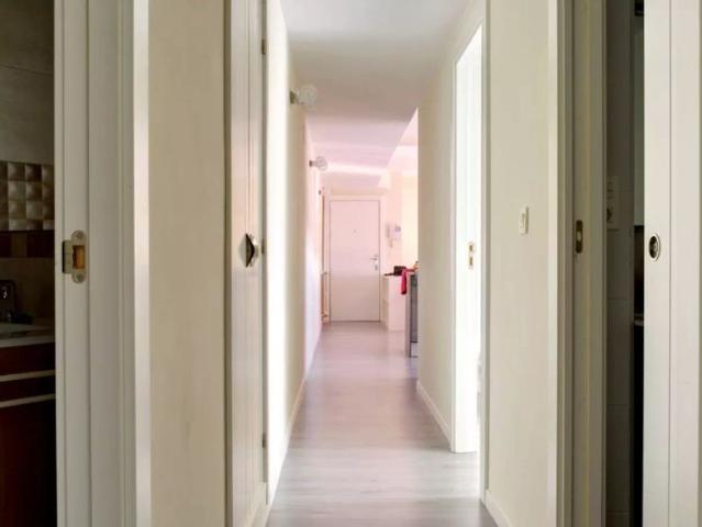 Room for rent in 4 bedroom apartment in Zaragoza
