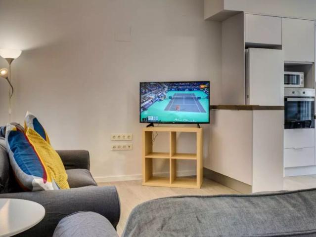 Room for rent in 4 bedroom house in Zaragoza