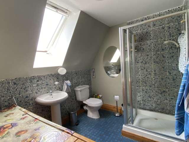 Room for rent in 5 bedroom apartment in Portmarnock, Dublin