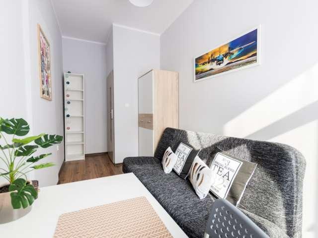 Room for rent in 6 bedroom apartment in Jeżyce, Poznan