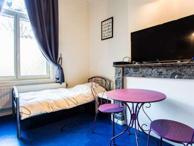 Room for rent in 9 bedroom house in European Quarter