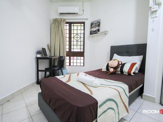 Room for Rent @Kota Damansara,Palm Spring Fully Facilities & Furnishing Newly Renovated