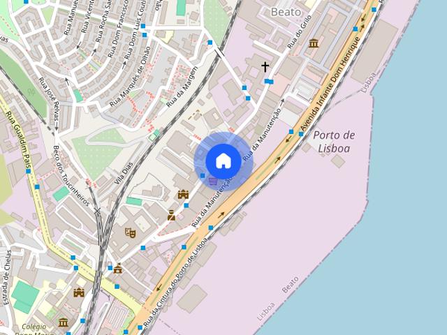 Room for rent renovated T2 apartment in Beato Lisbon