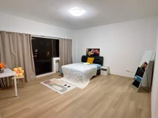 Room For Rent River Valley