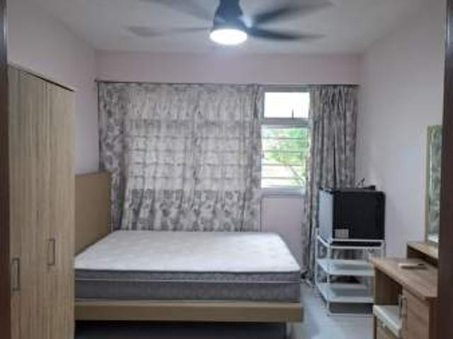 Room For Rent Sembawang