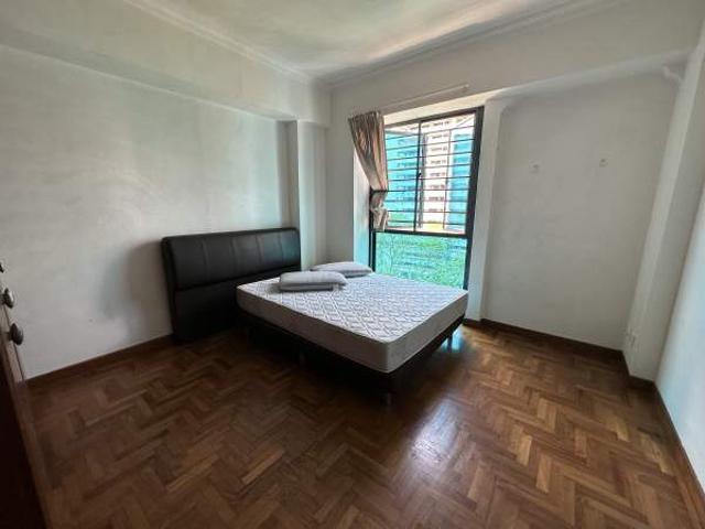 Room For Rent Serangoon