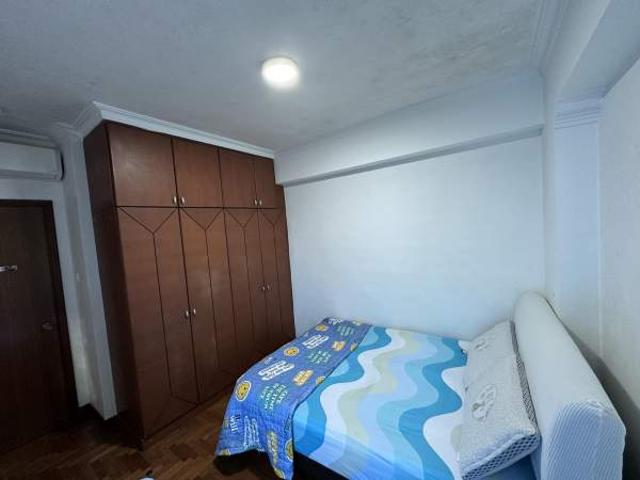 Room For Rent Serangoon
