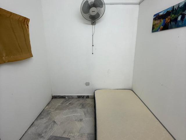 Room for rent seri petaling. 9 min walk SMK BBSP❤️. 6 min walk to jalan radin BAGUS✅