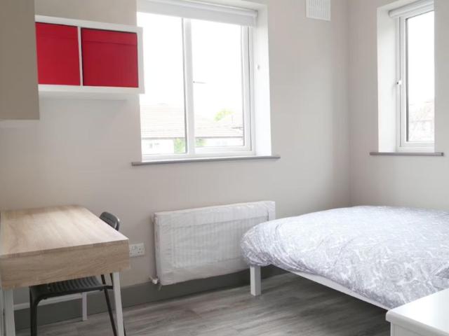 Room for rent, The Rise Whitehall Dublin, Ireland