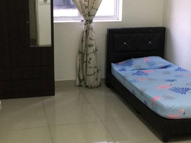 Room for rent with aircond