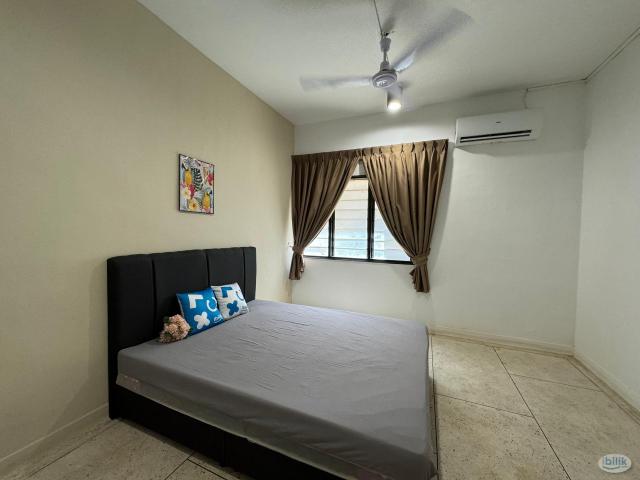 ROOM FOR RENTLOW DEPOSITCommon Room at Johor Bahru Checkpoint, CIQ