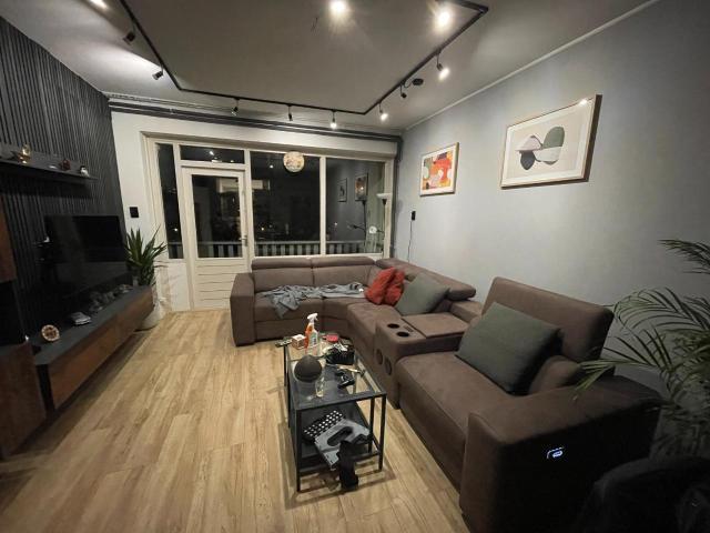 Room in Mieuw west