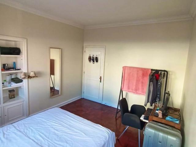 Room in a 10 bedroom house in Rua de Pedro Hispano, Porto