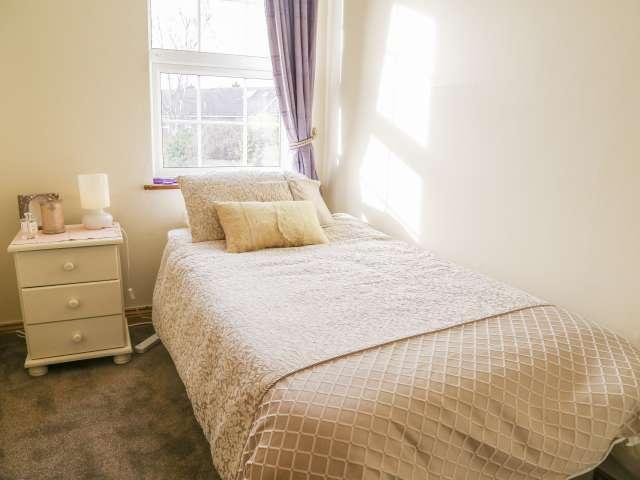 Room in a 2 bedroom flat in Southside, Dublin