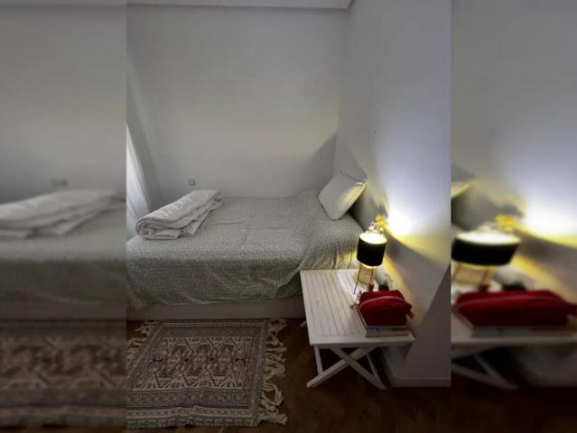 Room in a shared apartment for rent in Universidad, bills included
