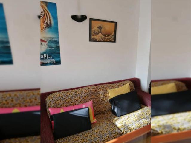 Room in a shared apartment for rent in Canillas
