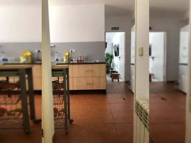 Room in a shared 15 bedroom apartment for rent in Pozuelo de Alarcón, bills included