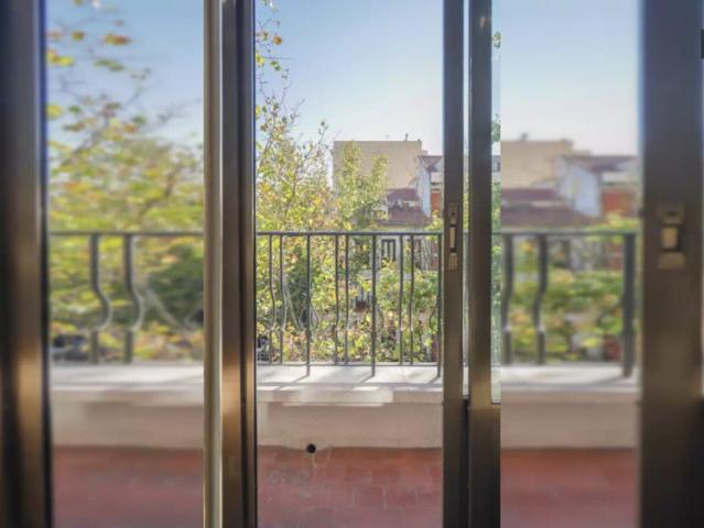 Room in a shared 18 bedroom apartment for rent in Argüelles, Madrid
