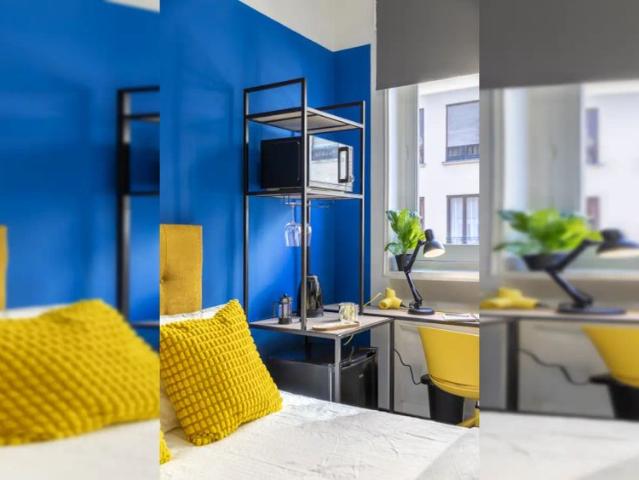 Room in a shared 10 bedroom apartment for rent in Universidad
