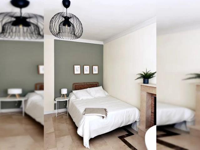 Room in a shared 11 bedroom apartment for rent in Piovera, all bills included