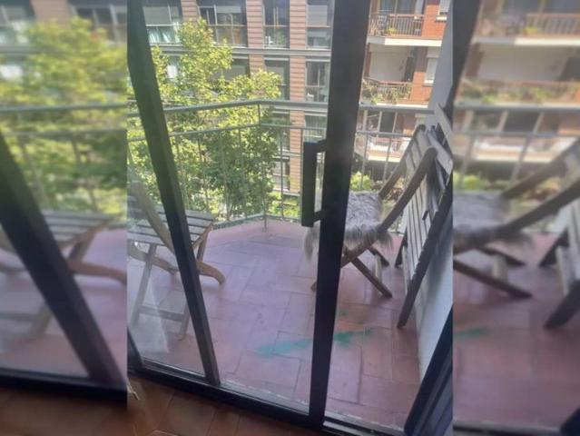 Room in a shared 1 bedroom apartment for rent in La Sagrada Familla, all bills included