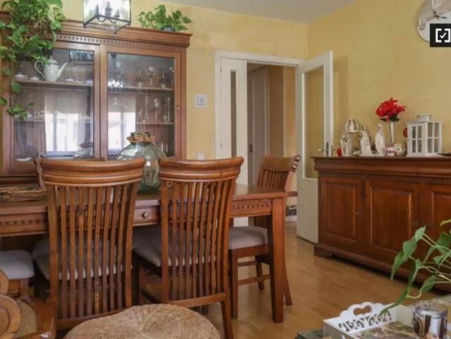 Room in a shared 2 bedroom apartment for rent in Alcobendas, only females